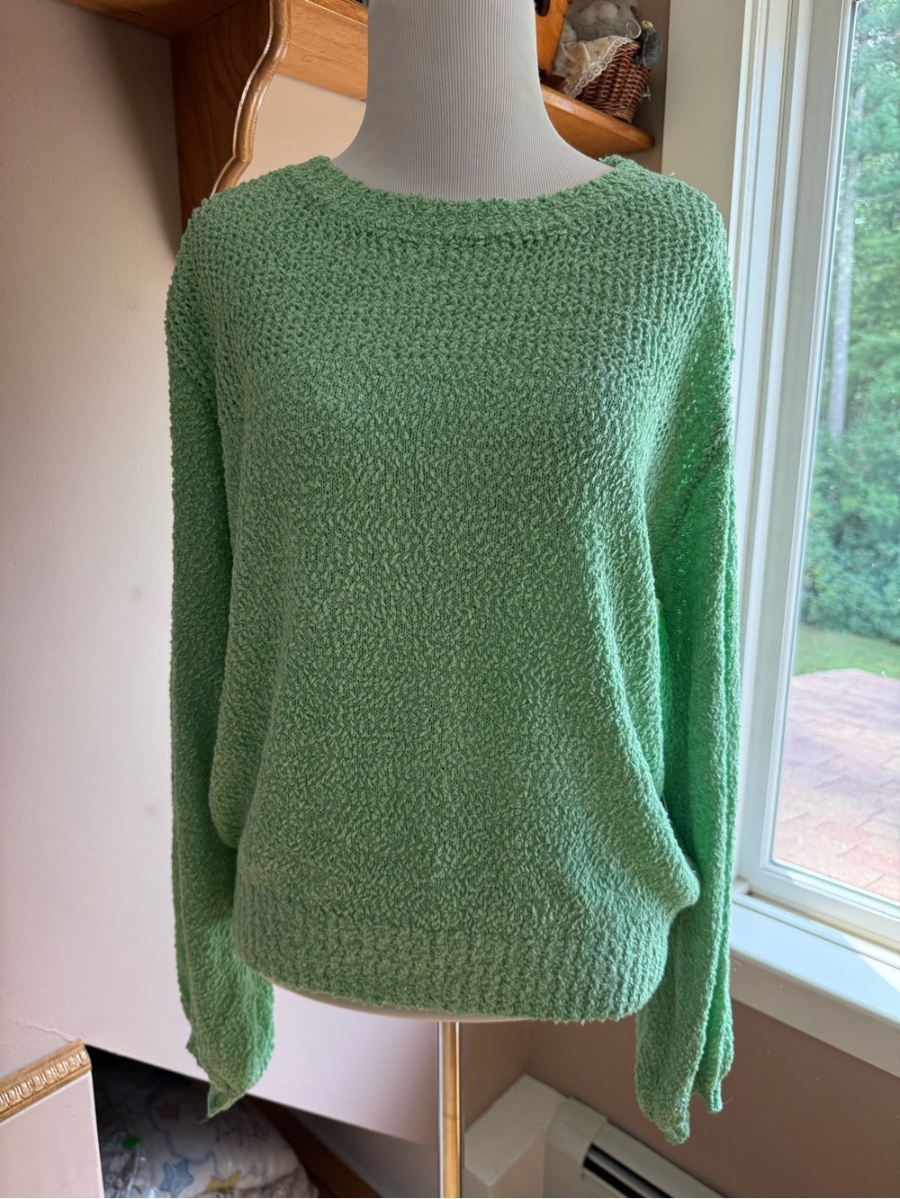JustFab Soft Mint Green Textured Crewneck Sweater with bubble sleeves